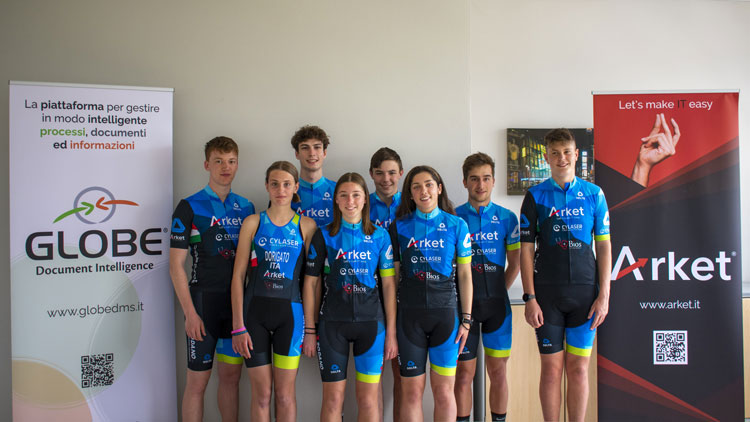 Sport e futuro: i Giovani Delta Triathlon in visita alla sede di Arket Spa